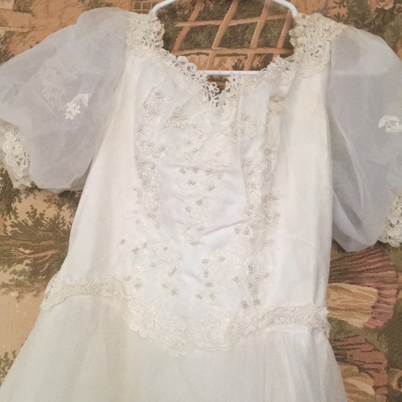 Vintage  wedding dress 80s beast 28 , waist 32 , 90 inches long - Picture 3 of 8
